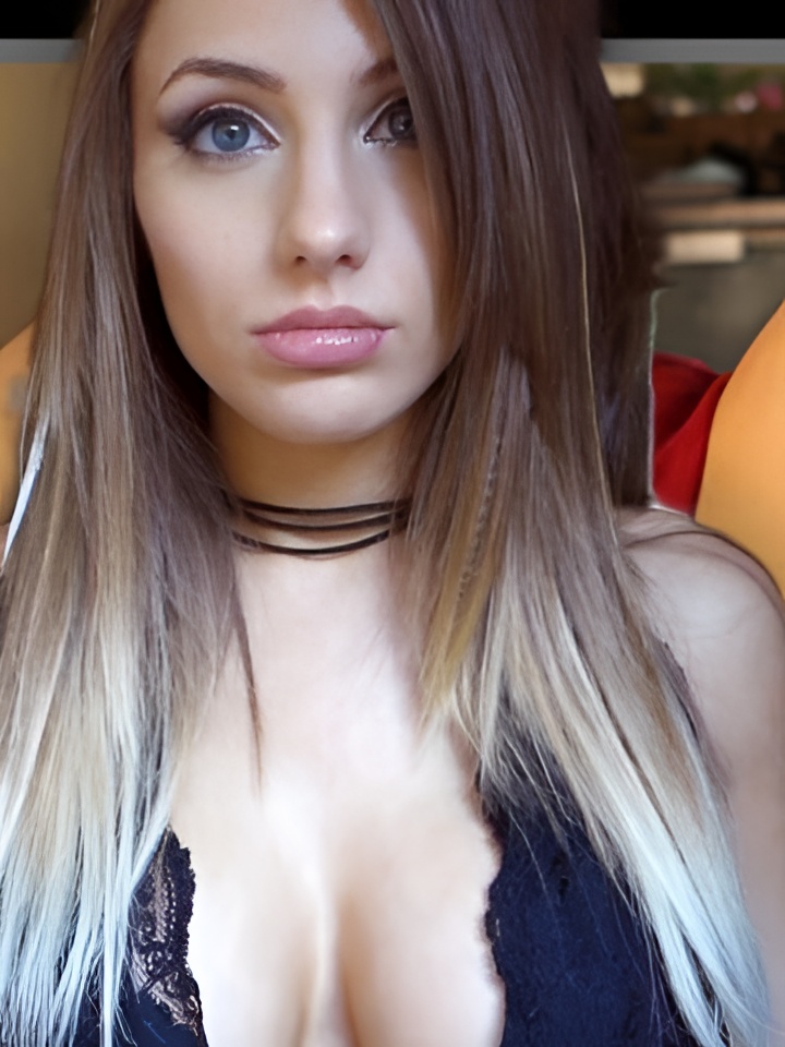 Фрида привлекальеная девушка из Озеры цена от 10000 руб