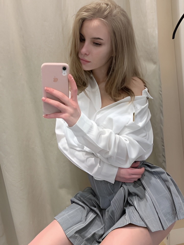 Сесилия привлекальеная девушка из Озеры цена от 2000 руб