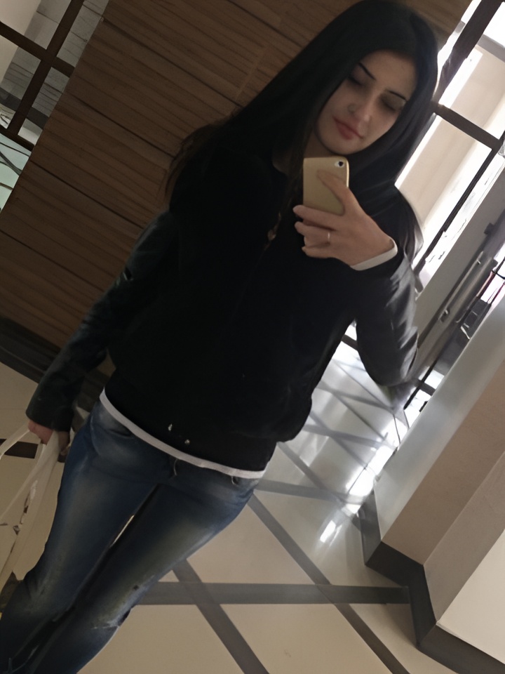 София привлекальеная девушка из Озеры цена от 2000 руб