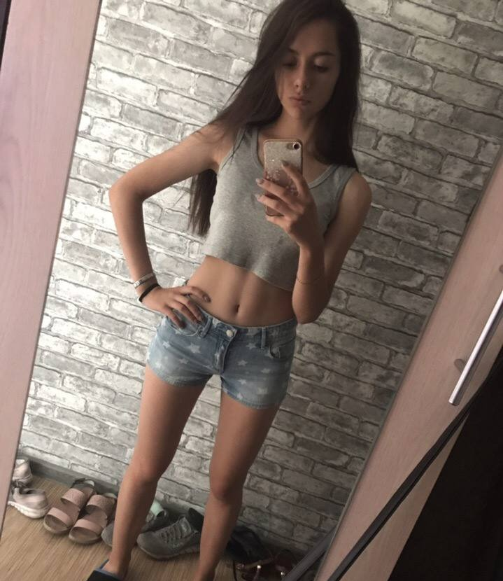 Софья привлекальеная девушка из Озеры цена от 4000 руб