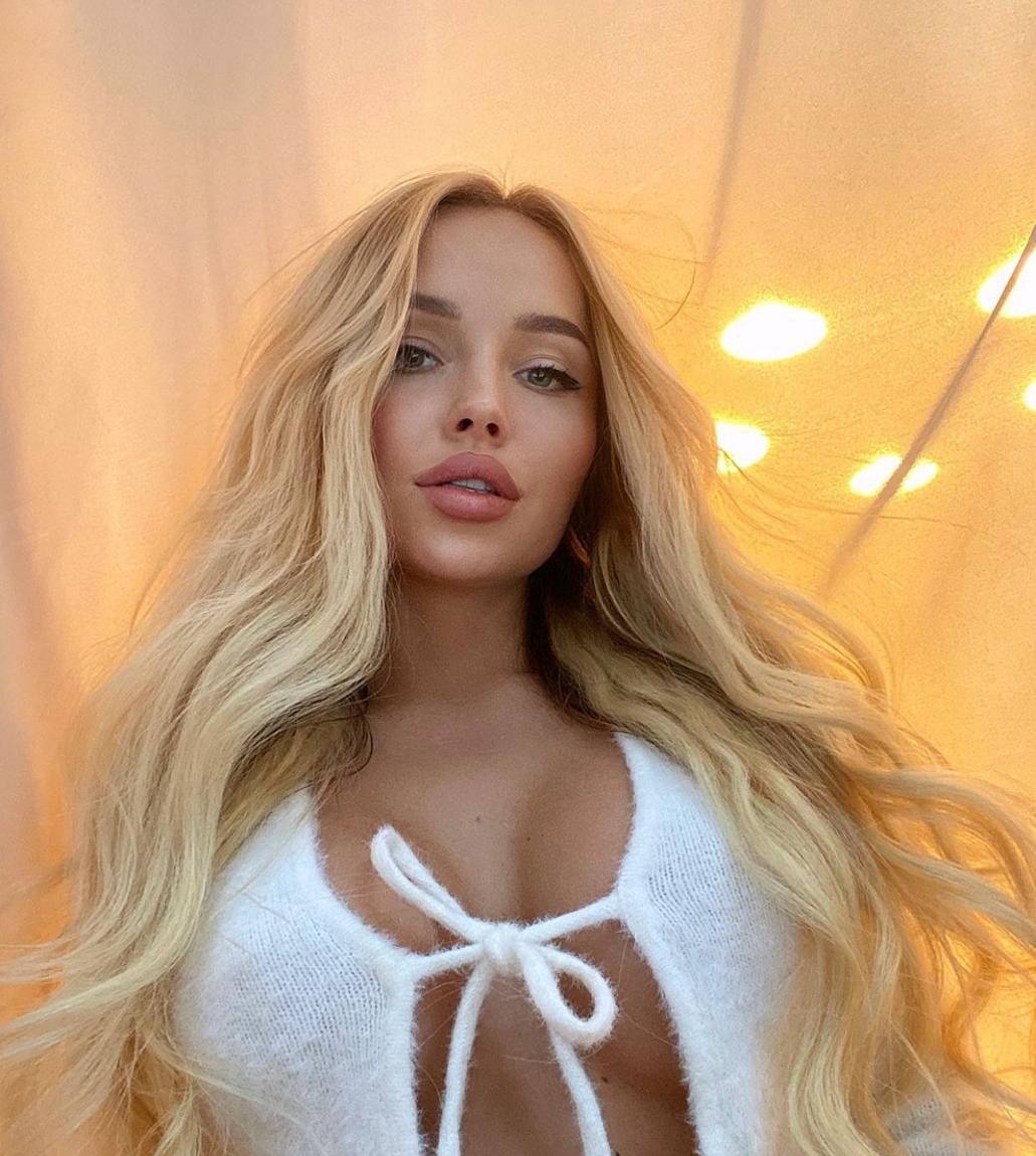 Надежда привлекальеная девушка из Озеры цена от 3500 руб