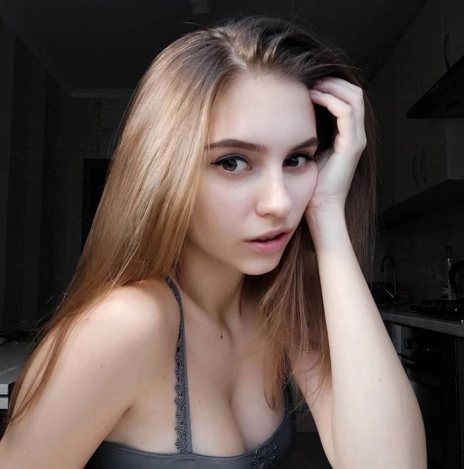 Елизавета привлекальеная девушка из Озеры цена от 3000 руб