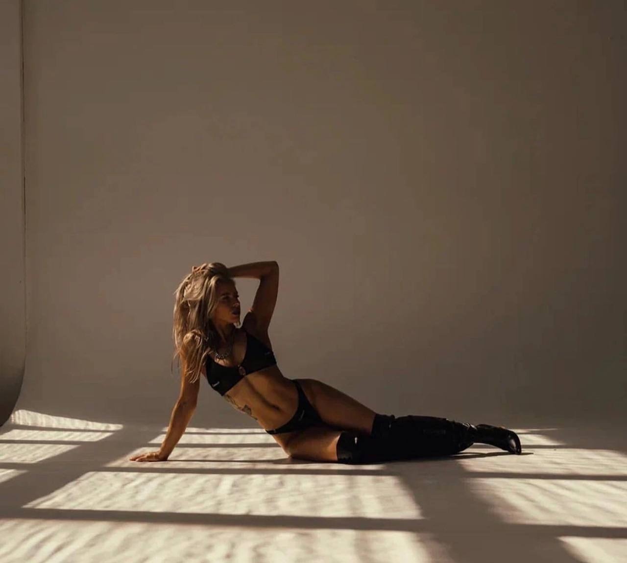 Анжела привлекальеная девушка из Озеры цена от 4000 руб