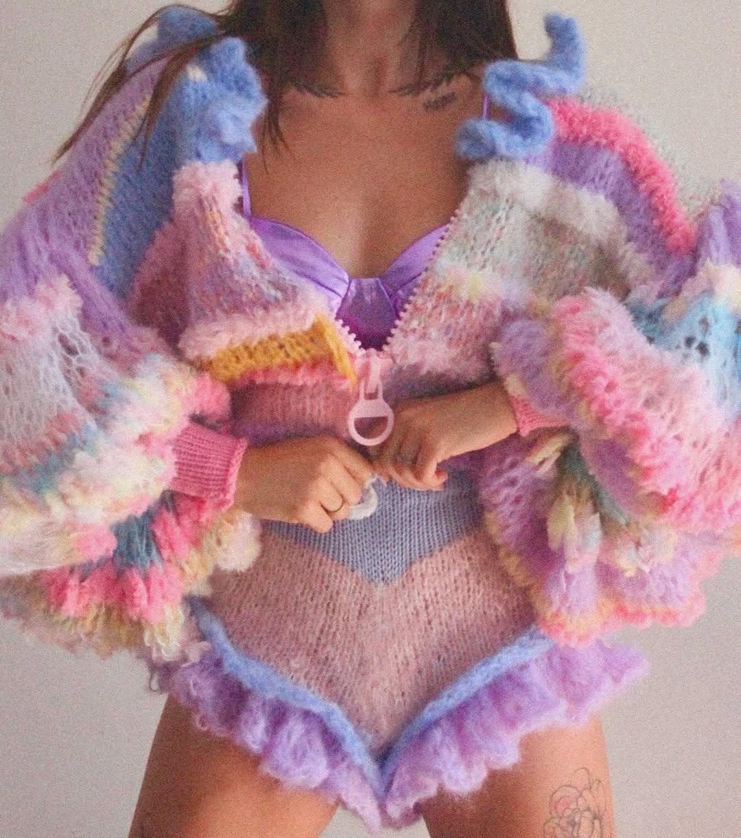 Анита привлекальеная девушка из Озеры цена от 7000 руб