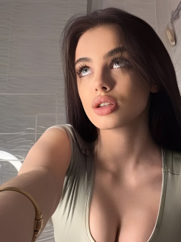 Анфиса привлекательная девушка из Озеры цена от 10000 руб