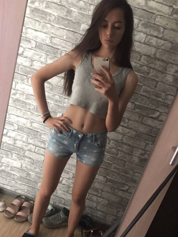 Софья привлекательная девушка из Озеры цена от 4000 руб